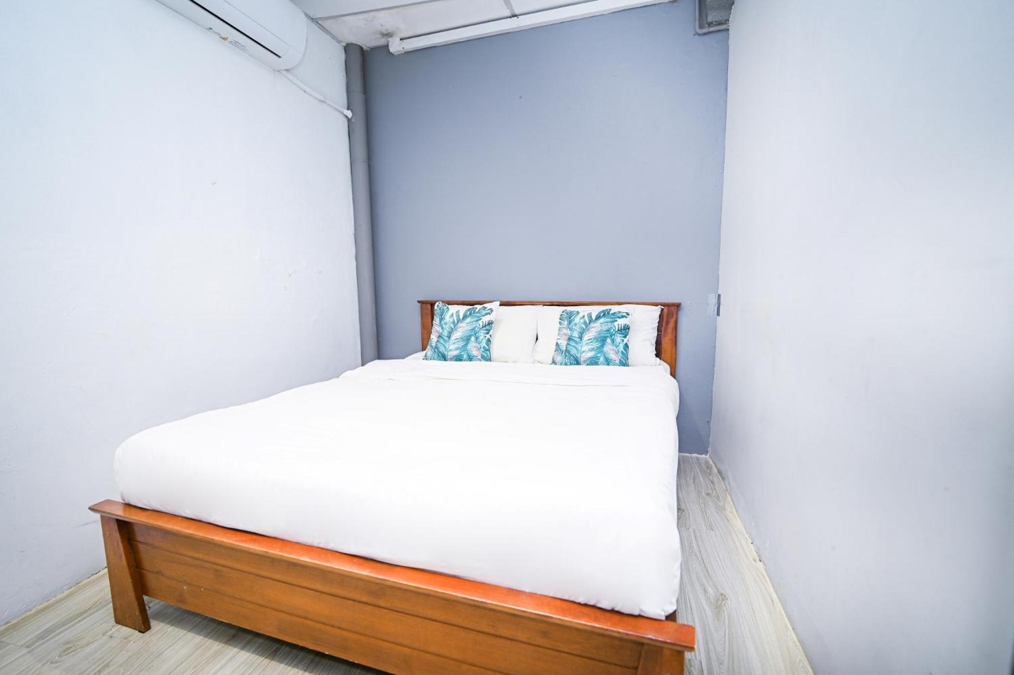 Swing & Pillows @ Beach Street George Town Bagian luar foto